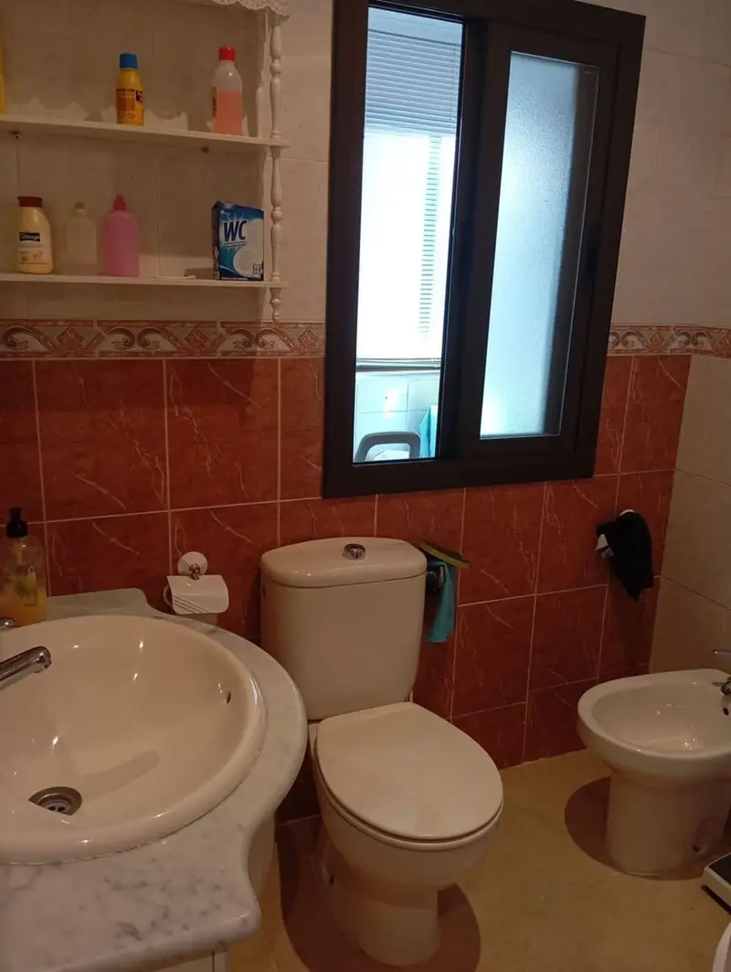 Apartamento en Alquiler en Ronda Centro Cerca de Calle Bola