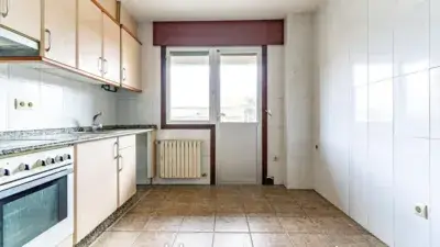 Piso en Venta A Milagrosa Carballo 88m2 con Garaje y Trastero