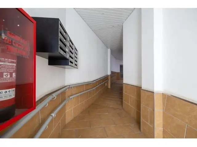 Piso Planta Baja Reformado Albolote Junto Av Reyes Catolicos