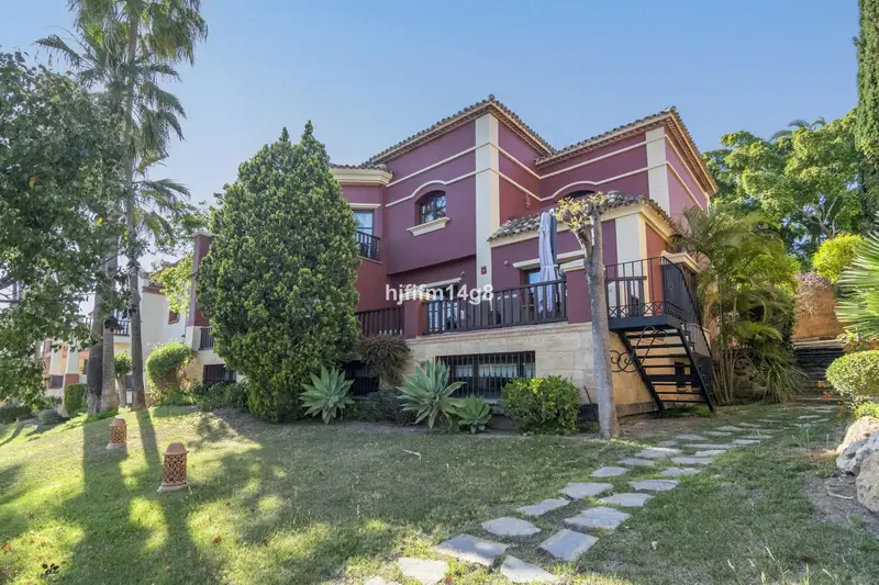 Villa de Lujo 6 Dormitorios Milla de Oro Marbella