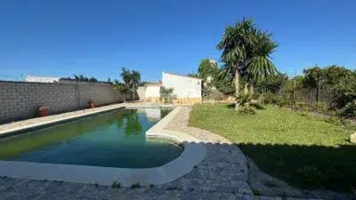 Casa Rústica con Piscina en Benalup Casas Viejas