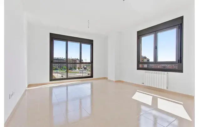 Rent 2 bedroom apartment of 91 m² in Arroyo de la Encomienda