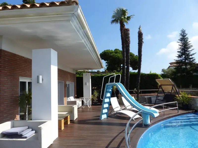 Espectacular Villa de Lujo en Platja d Aro con Vistas al Mar