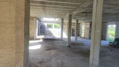 Chalet en Venta en Salnes 260m2 Parcela 2650m2