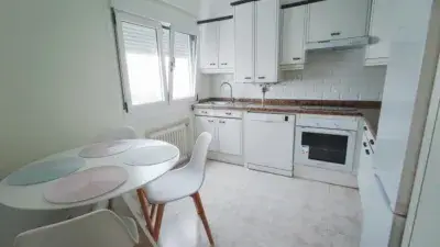 Piso en Alquiler Oviedo 4 Dormitorios 2 Baños Amueblado