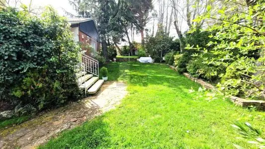 Chalet en Colmenar Viejo con Piscina y Jardin