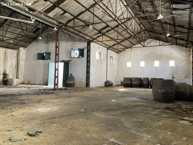 Bodega Terciario-Turística 877m2 Ampliable a 1800m2