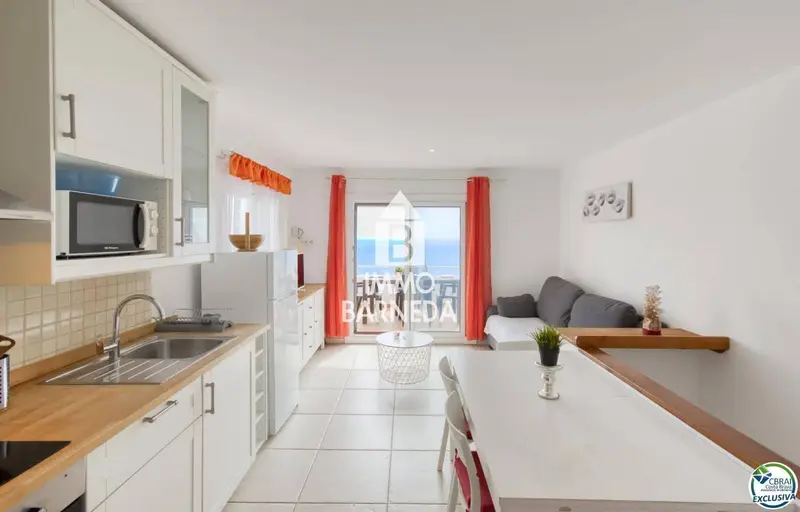 Chalet en Canyelles Petites con Vistas al Mar y Licencia Turistica
