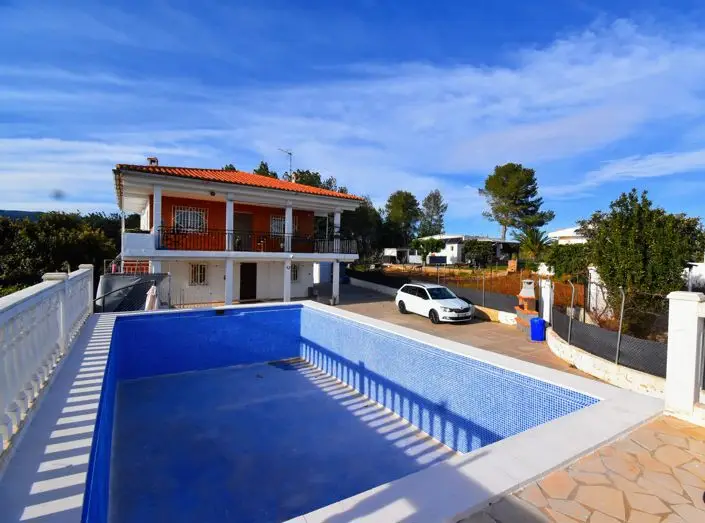 Villa de Lujo en Venta 3 Dormitorios Piscina Privada