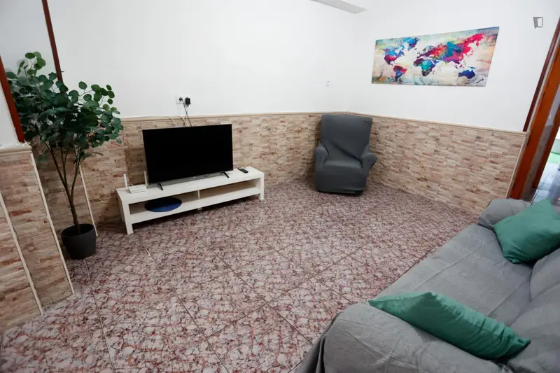 Habitaci
ón para Estudiantes - Piso Reformado con Zona Chill Out