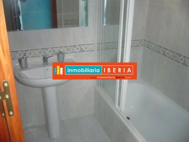 Venta Piso con calefacción en Lardero - Ref: 2124