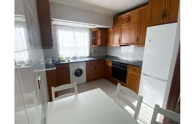Habitaci
ón en Alquiler Bilbao Estancia Media Larga