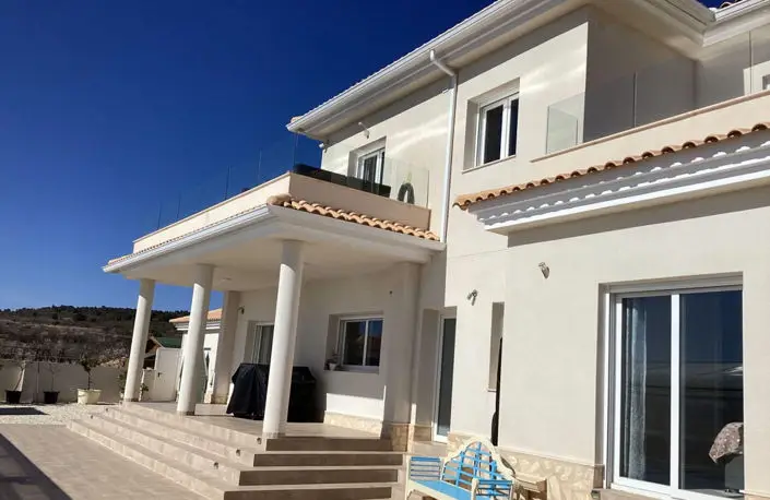 Villa de Lujo de 4 Dormitorios en Pinoso