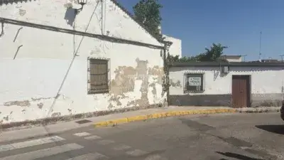 Casa Unifamiliar en Venta Calle del Puerto para Reformar