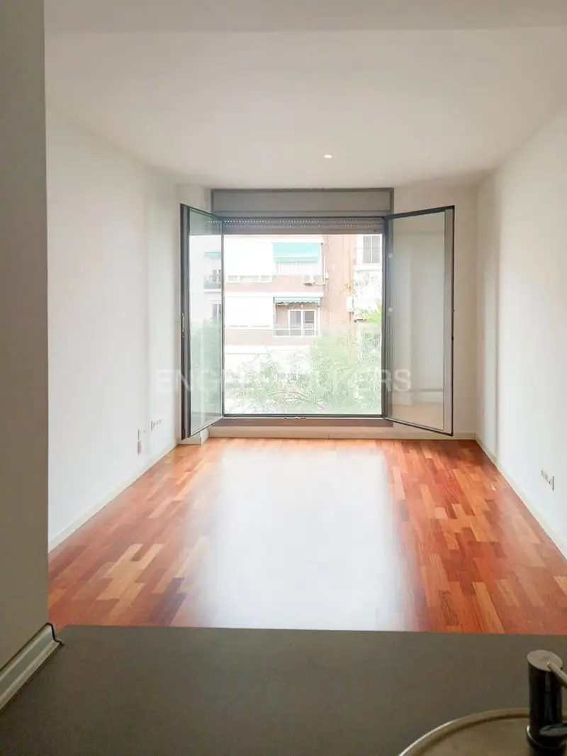 Apartamento Moderno en Madrid Centro 1 Dormitorio 58m2