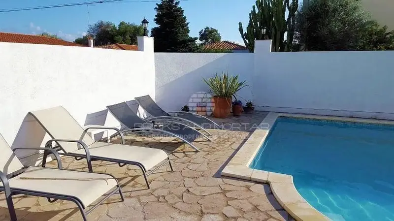 Chalet en Vinaros 6 Dormitorios Piscina Jardin Cerca Playa