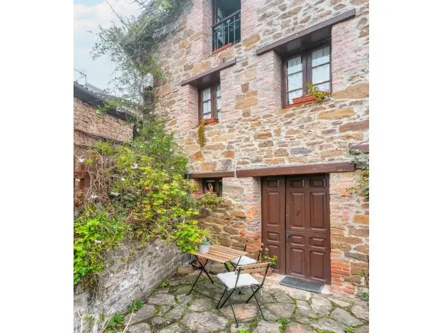 Casa de Piedra y Madera en La Ceposa Asturias
