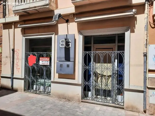 Local Comercial en Almansa Zona Comercial