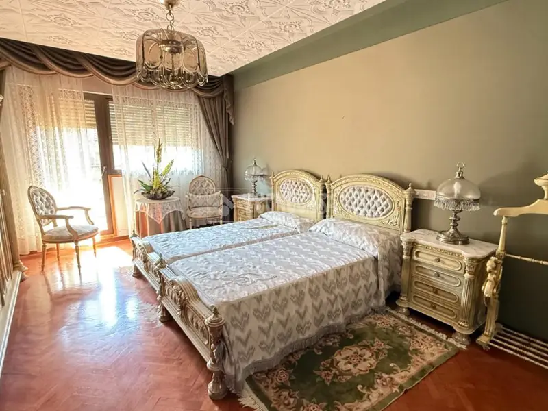 Piso en venta Casco Histórico cerca Plaza España 4 habitaciones