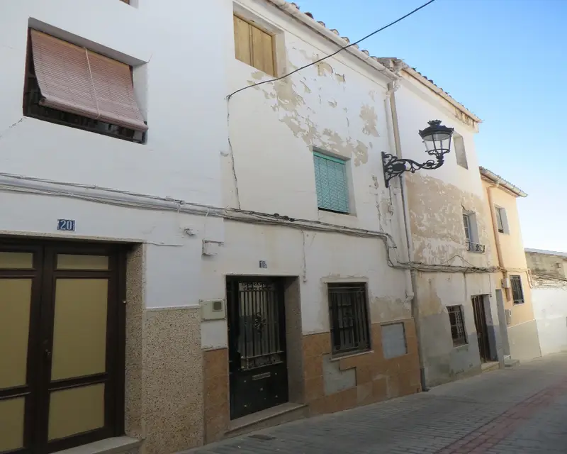 Casa en Venta Huelma 2 Dormitorios 146m2