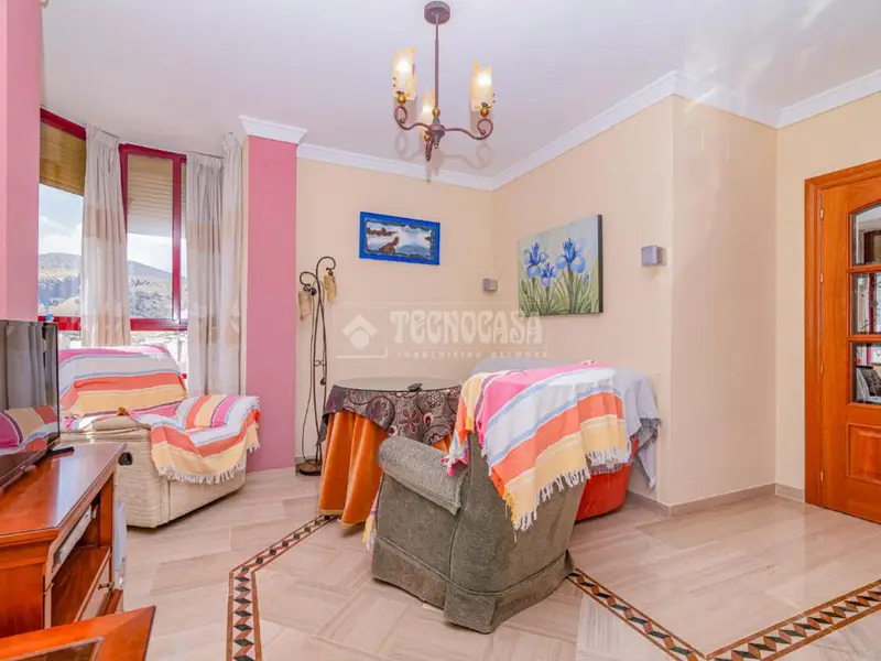 Piso en venta en Loja 104m2 3 habitaciones reformado
