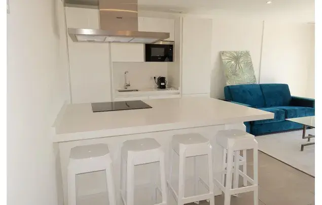Apartamento en Alquiler Puerto Banus Marbella 2 Dormitorios 70m2