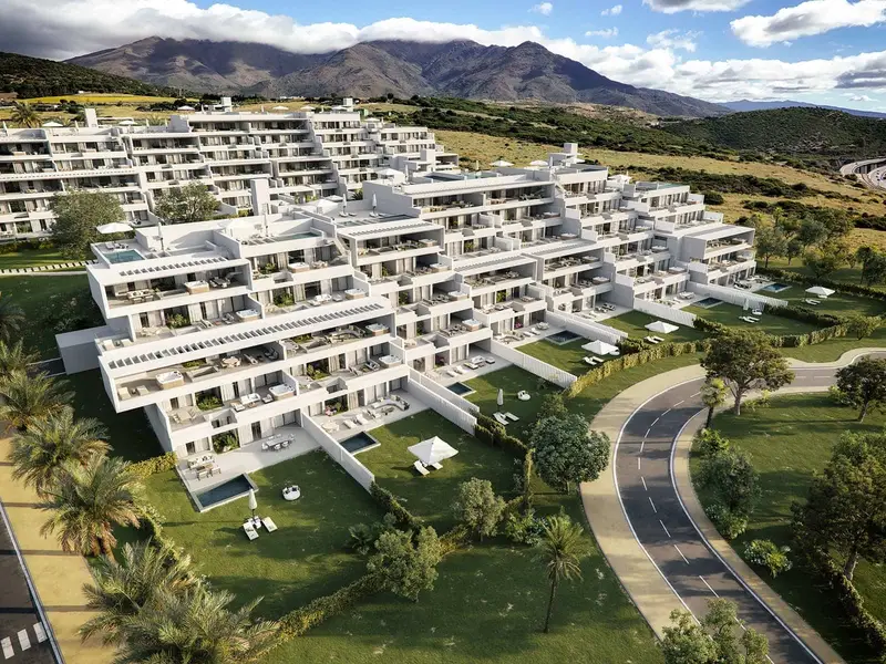 Atico de Lujo en Casares con Vistas al Mar y Piscina Privada