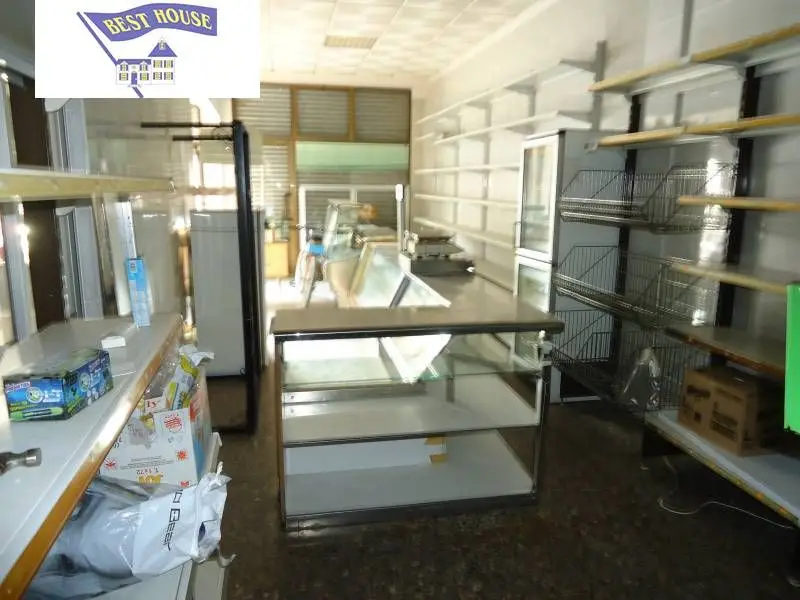 Venta Local Comercial El Pilar Albacete 135m2 Almacén Aseo