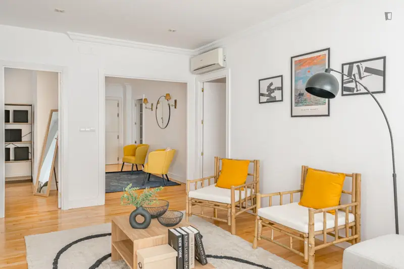 Coliving Madrid: Habitaciones Amuebladas con Facturas Incluidas