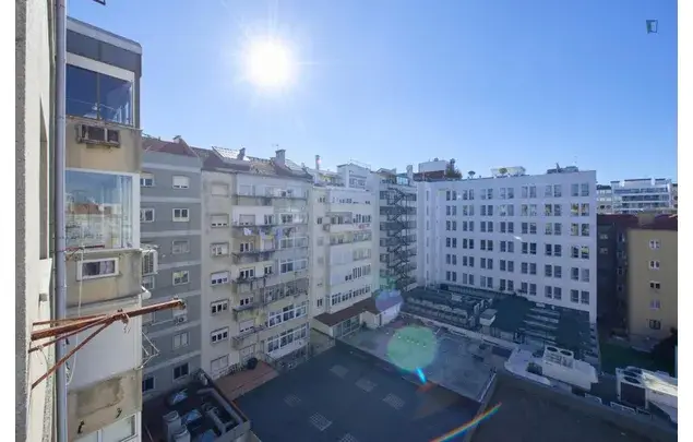 Rent 5 bedroom apartment in Madrid