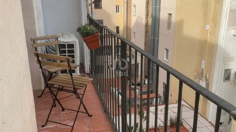 Apartamento en venta en el Raval Barcelona 2 habitaciones 2 baños