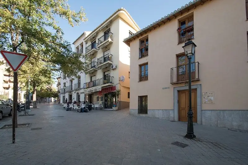 Venta Solar 230m2 San Ildefonso Granada Ideal Inversores