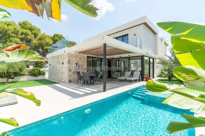Villa en Venta Los Balcones Torrevieja Nueva