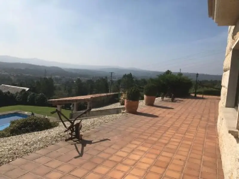 Chalet amueblado en Seixalbo con piscina y 3500m2 de terreno