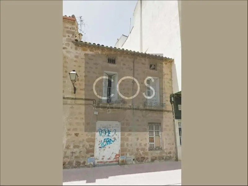 Venta Casa Linares Cerca Plaza Toros 284m2