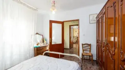 Casa en Cozvíjar: Ideal para Vivienda o Turismo Rural
