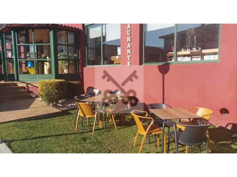Venta Local Comercial Sabaris Santa Cristina Restaurante Rendimiento Excelente
