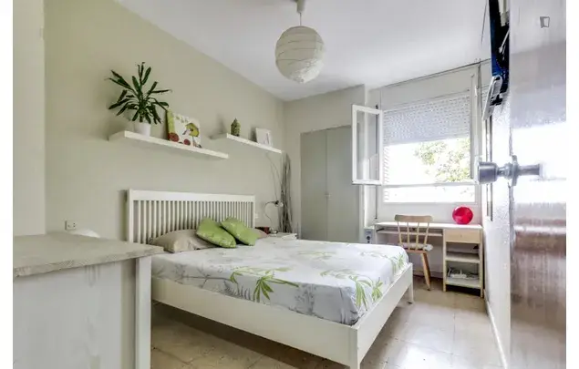 Alquiler Apartamento 4 Dormitorios Barcelona Estudiantes