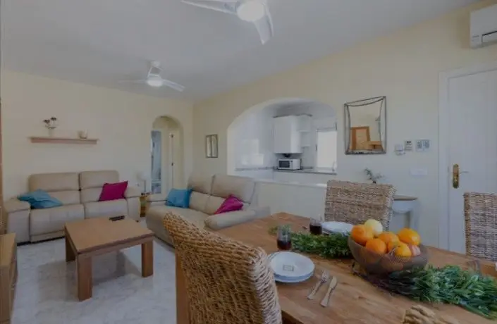 Villa en Venta Villamartin 2 Dormitorios Piscina Privada