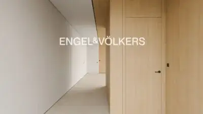Piso en Venta en Sitges -  4 Dormitorios, Terraza y Jardin - Obra Nueva