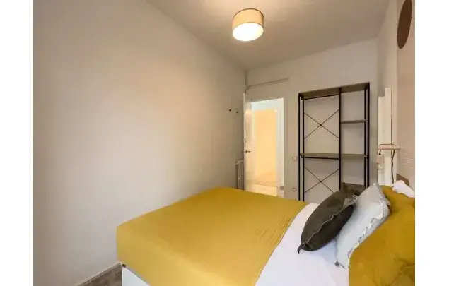 Alquiler Habitacion 102m2 Barcelona Piso Amueblado