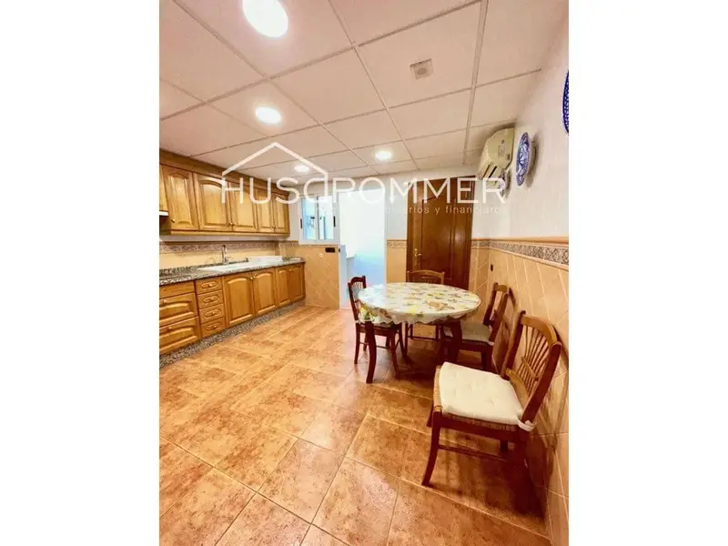 Chalet en venta en Vila real 250m2 4 dormitorios 2 baños