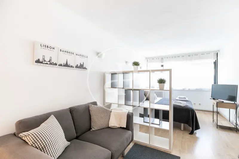 Alquiler Piso 30m2 Sarria Tres Torres Amueblado