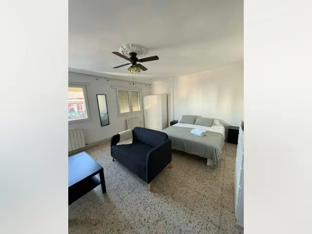 Habitacion Alquiler Malaga Estudiantes Profesionales