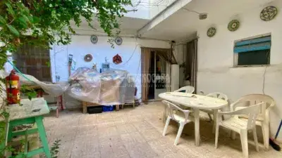 Casa en Venta en 









Úbeda 3 Dormitorios