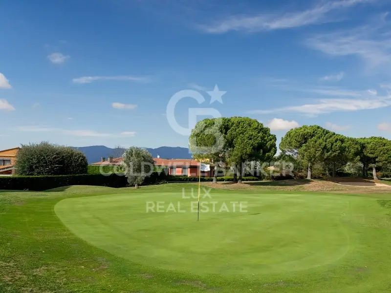 Venta Suelo Golf Peralada 2289m² Parcela Lujo Costa Brava