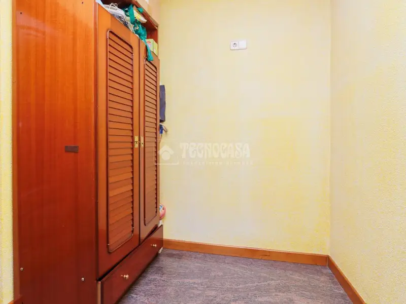 Piso Reformado 4 Dormitorios Ciudad Lineal