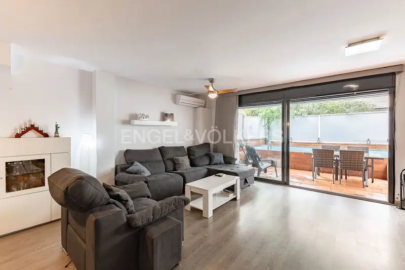 Chalet en Granollers con Piscina y 4 Habitaciones