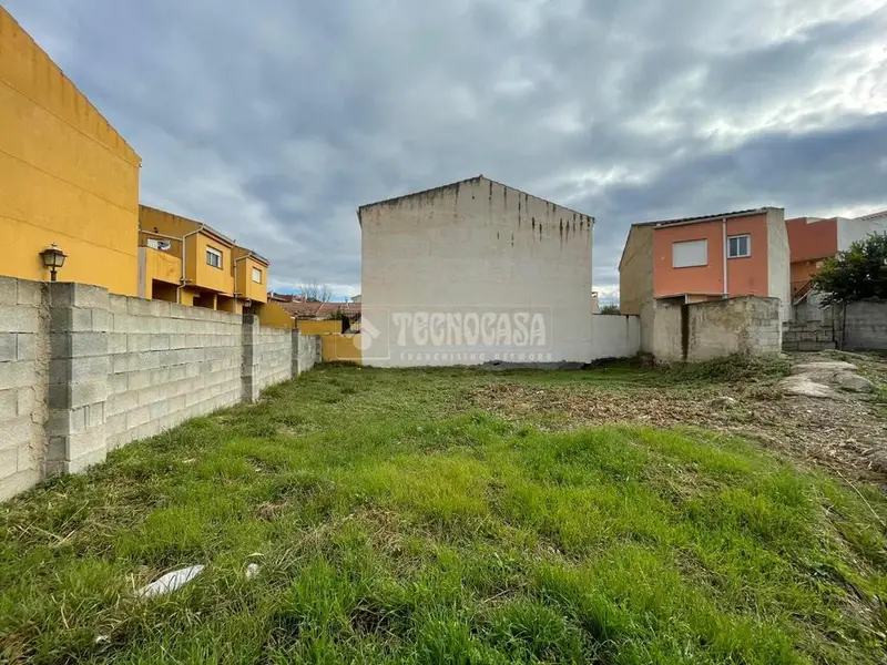 Terrenos en venta en Vegas Del Genil