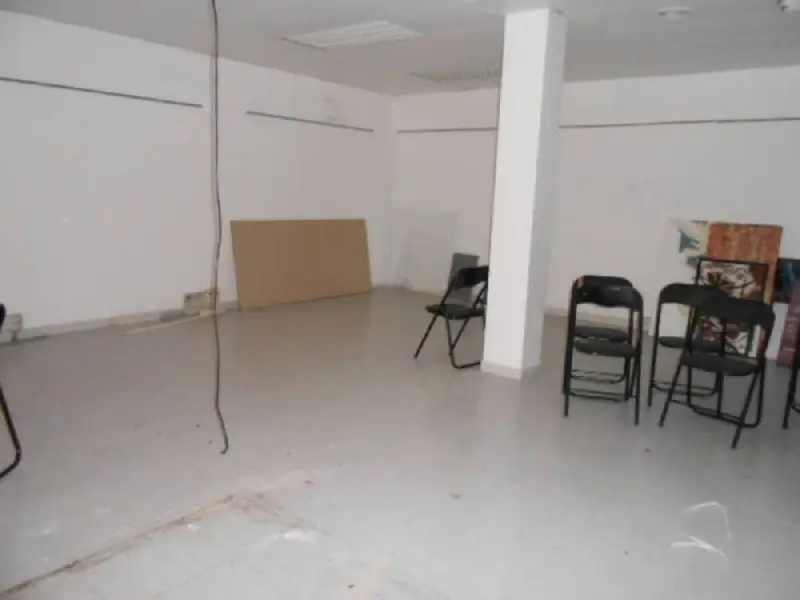 Venta Local Comercial Carretera Vic 850m2 Parking Altillo